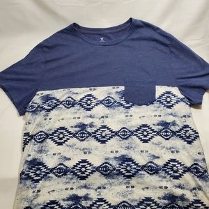 VINTAGE Men's Blue  / White Patterned Shirt XL